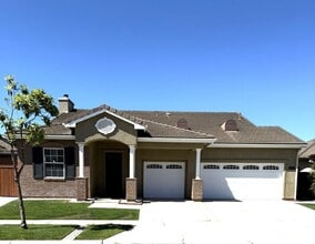 Building Photo - 2415 Bowles Ln