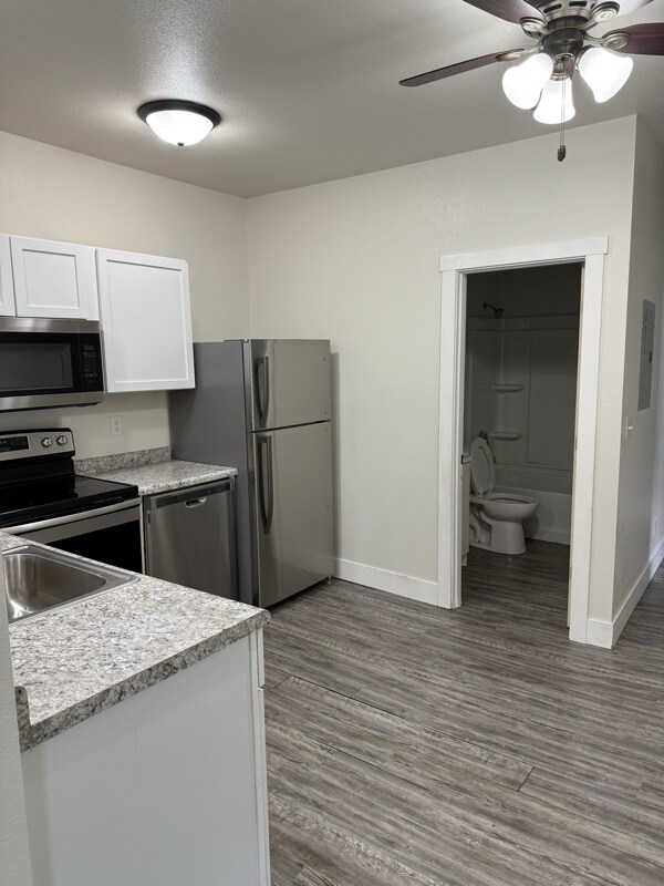 Foto del edificio - 702 9th St SW