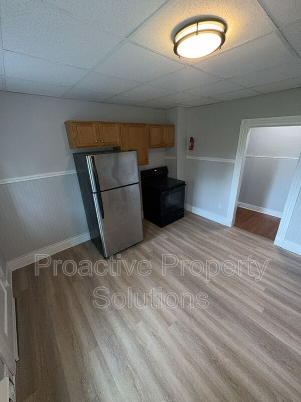 Foto del edificio - 746-748 River Street