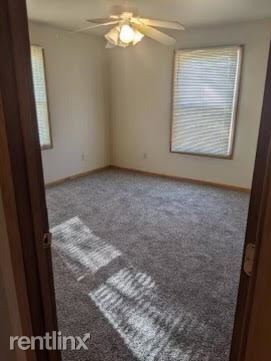 Building Photo - 3 br, 1 bath House - 5473 Detroit St