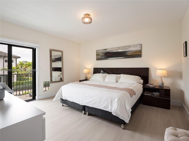 Foto del edificio - 4534 NW 83rd Ave