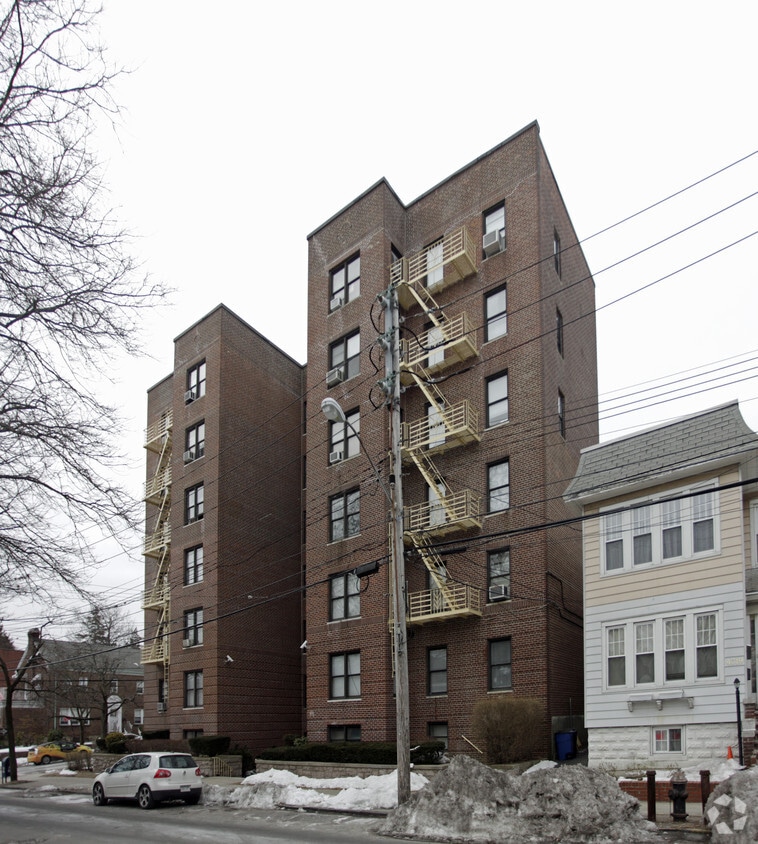 Primary Photo - 4313 Kepler Ave