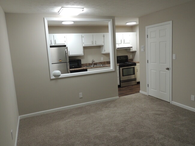 Building Photo - Greentree Apartments