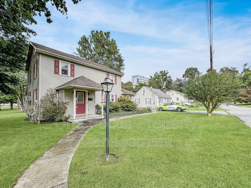 25 N Glenbrook Ave, Danville, PA 17821 House Rental in Danville, PA