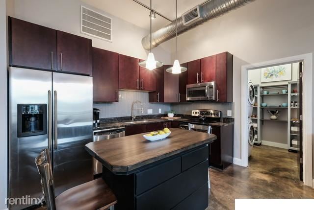 Primary Photo - 1 br, 2 bath Condo - 831 S Flores St Ste 3106