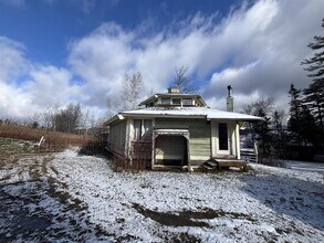 Building Photo - 1 Carinthia Ln