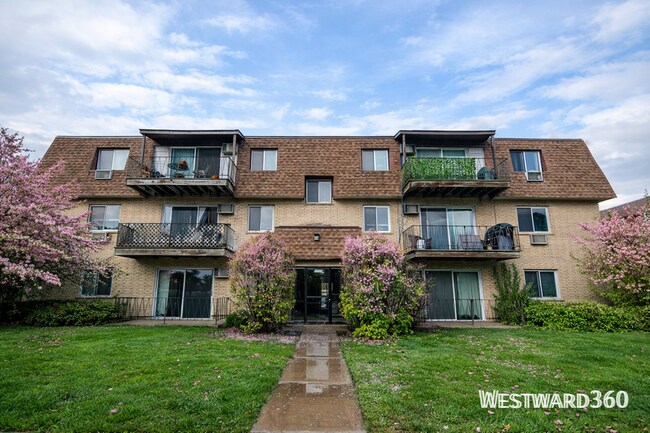 Foto del edificio - 5720 W 128th St