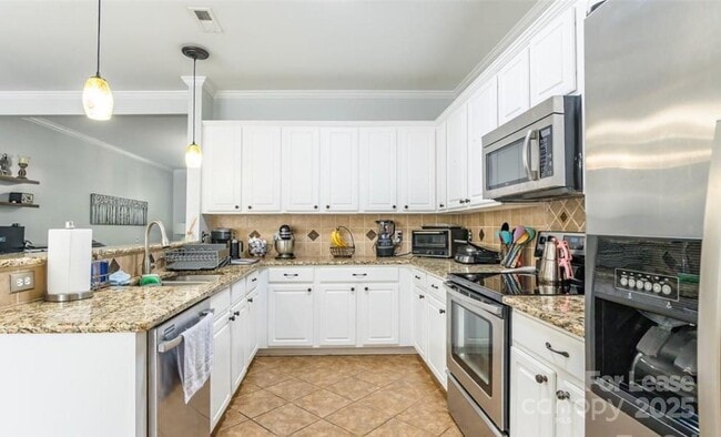 Foto del edificio - 5623 Fetzer Ave NW