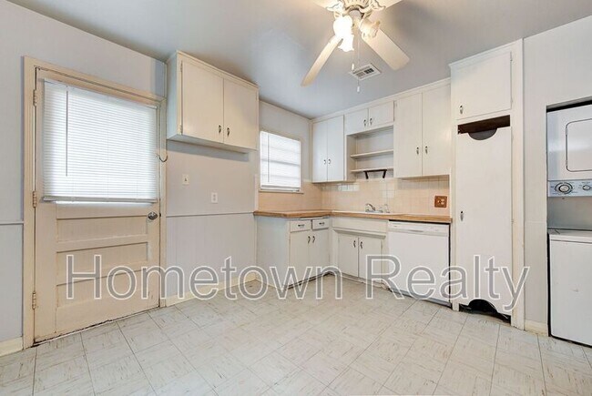 Building Photo - 432 Babb Dr