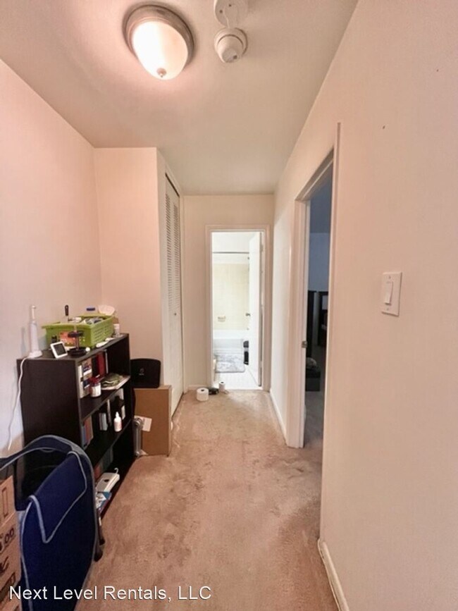 Building Photo - 1 br, 1 bath House - 10618 Kenilworth Ave ...