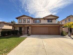 Building Photo - 1456 Pinewood Dr