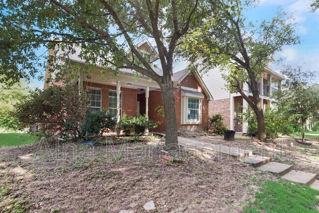 Building Photo - 213 Riverdell North Mews