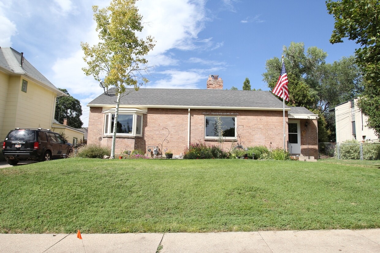 Beautiful Large Home in the Avenues - Beautiful Large Home in the Avenues