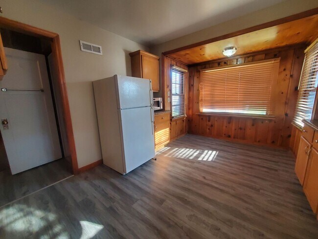 Foto del edificio - 3 Bedroom Single Family