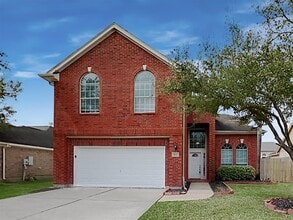 Building Photo - 411 Cedar Point Dr