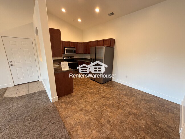 Foto del edificio - 147 W Spring Hill Way