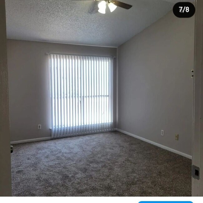Foto del edificio - 12300-12300 Brookglade Cir