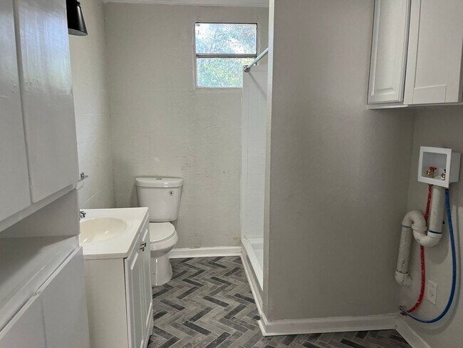 Foto del edificio - 1 bedroom apartment all inclusive rent
