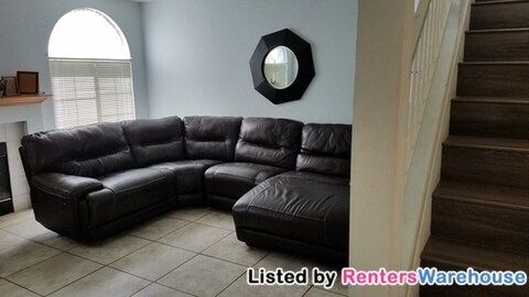 Foto del edificio - 8424 Majestic View Ave