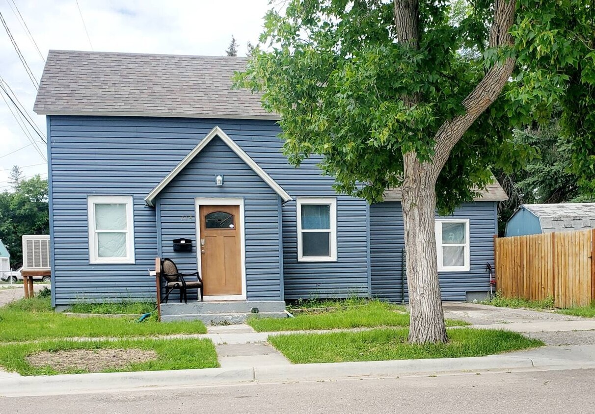 714 23rd St N, Great Falls, MT 59401 House Rental in Great Falls, MT