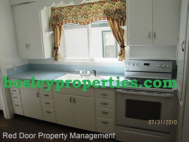 Foto del edificio - 2 br, 1 bath House - 617 8th Ave S