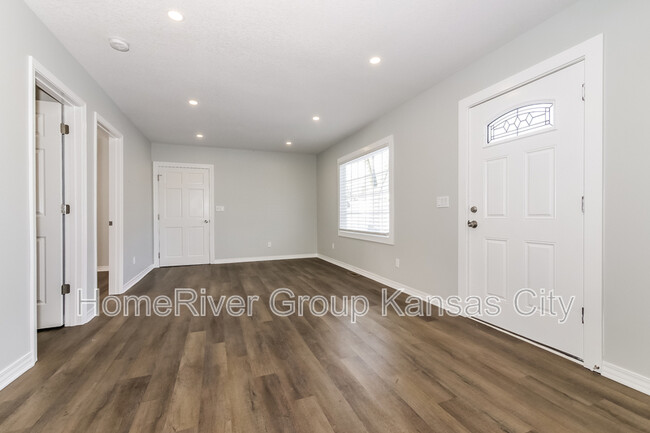 Foto del edificio - 3789 Meadow Ln