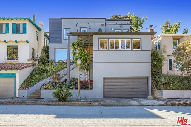 Primary Photo - 2331 W Silver Lake Dr