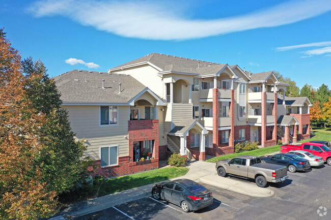 Building Photo - The Shores at McIntosh Lake