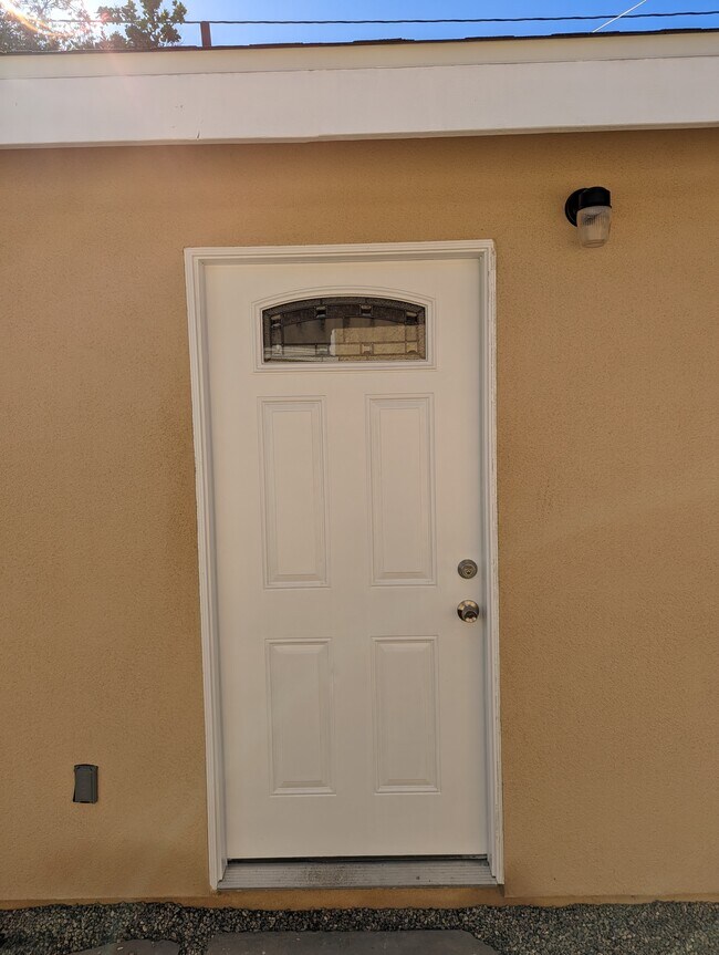 Building Photo - 8318 Dacosta St
