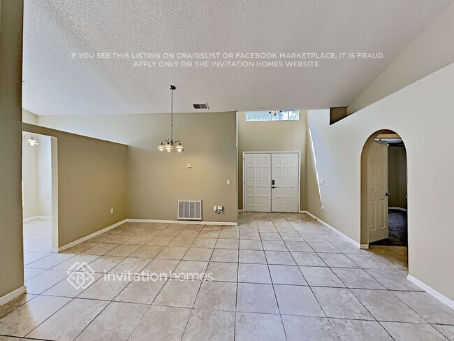 Foto del edificio - 733 Alto Pl