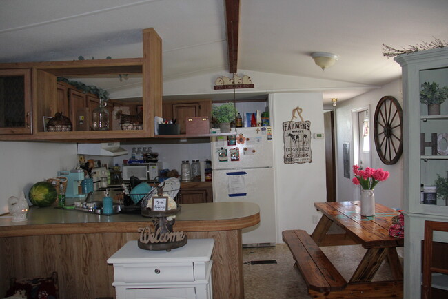 Foto del edificio - 5588 Lake Buffum Rd