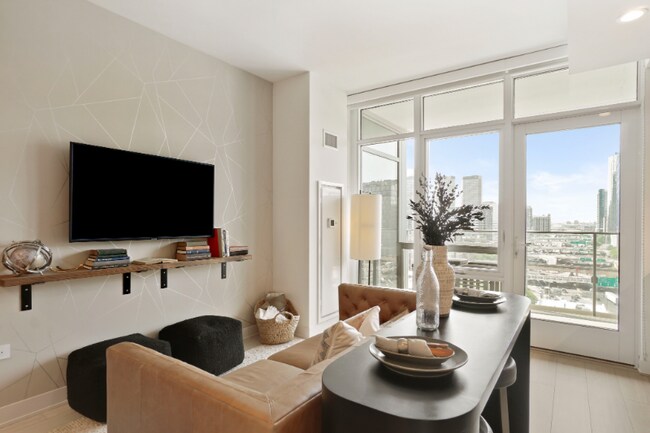 Foto del edificio - 341 N Halsted St