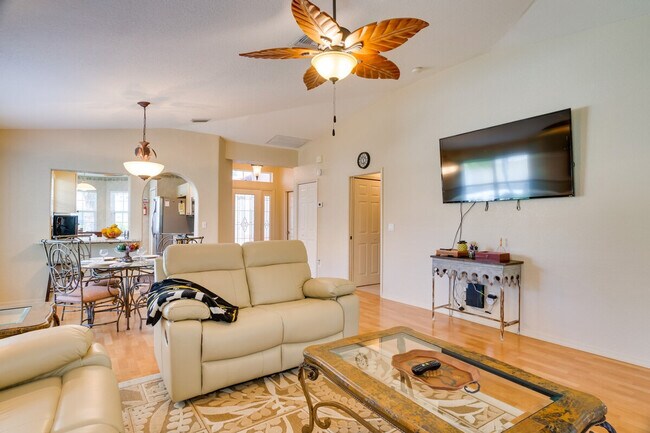 Building Photo - 2130 Rio Nuevo Dr