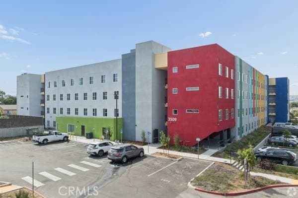 Foto del edificio - 3509 Vista Ln