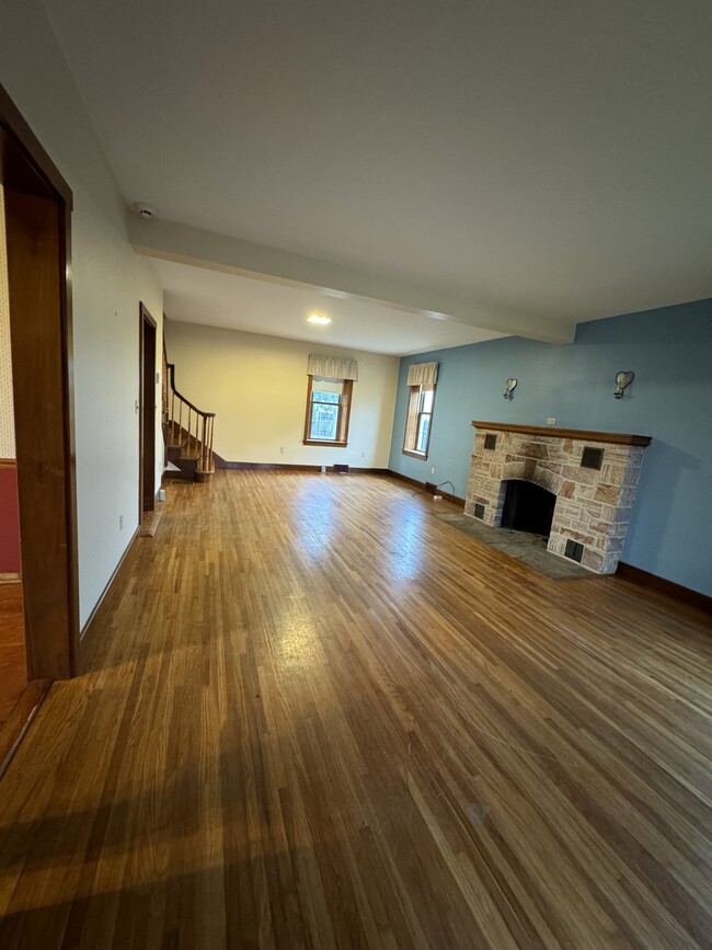 Building Photo - 2813 Guilford Spring Rd