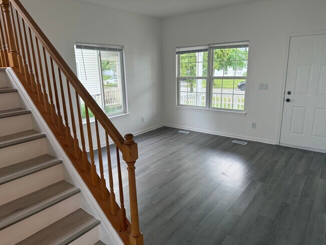Foto del edificio - 21423 Frost Ct
