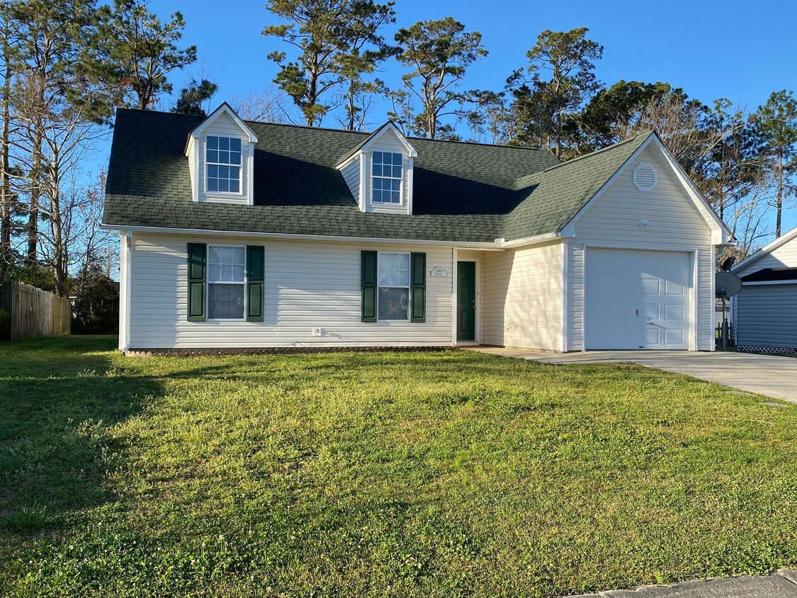 Foto principal - 2410 Bradford St