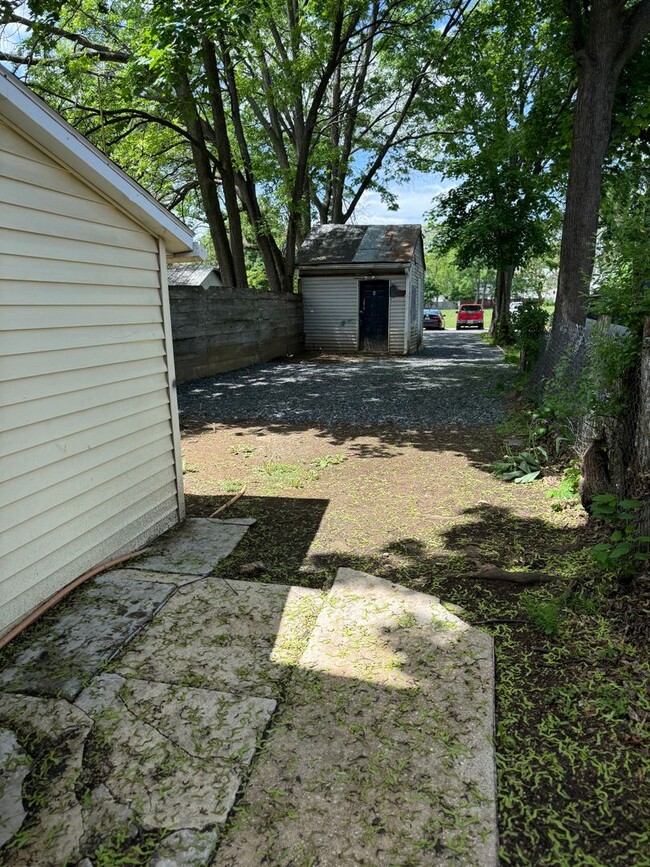 Building Photo - 3 Bedroom 1 Bathroom house in Carlisle PA!