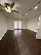 Building Photo - 212 Wilshire Dr