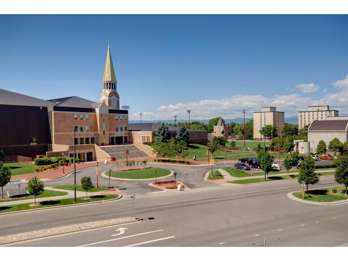 View from Balcony - 2225 Buchtel Blvd S