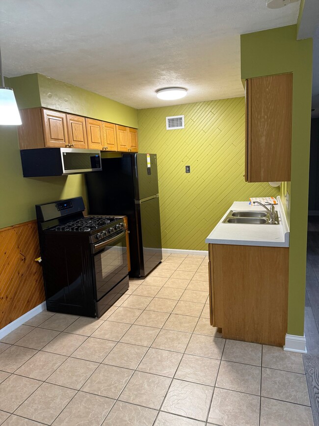 Building Photo - 1314 Ely Ct