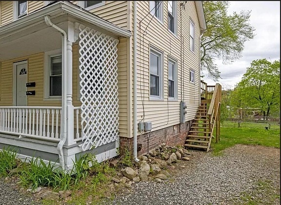 Building Photo - 4 Starr Pl