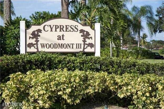 Primary Photo - 7355 Woodmont Ter