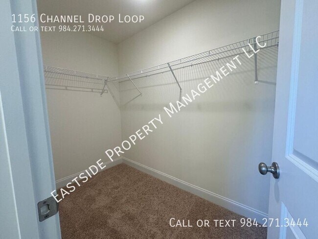 Foto del edificio - 1156 Channel Drop Lp