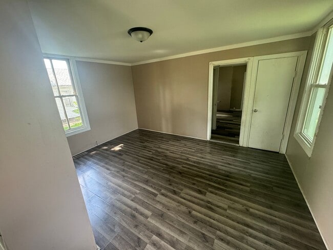 Building Photo - House for RENT 2 BedRooms / 1 Bathroom