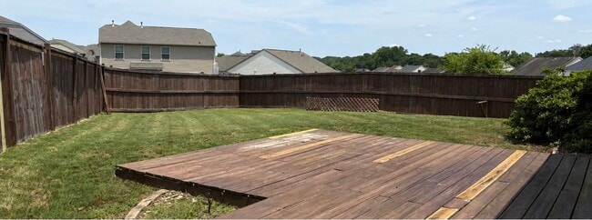 Back yard and Deck - 101 Portland Falls Dr