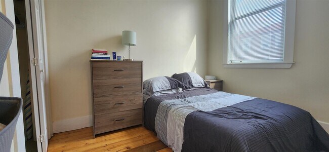 Foto del edificio - 1155 Cambridge St