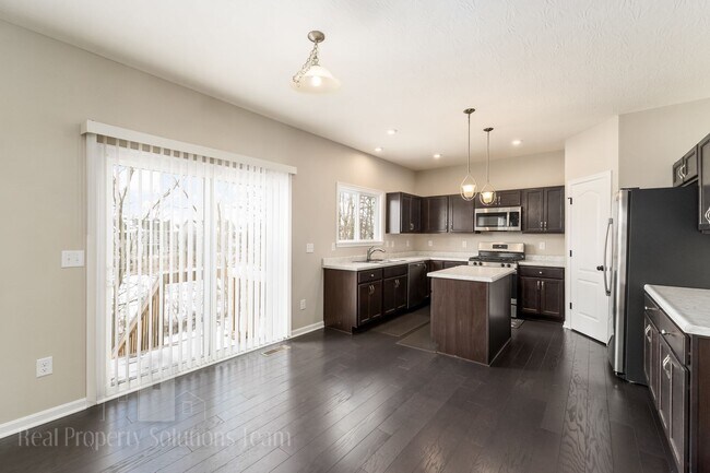 Foto del edificio - 6263 Honey Farm Way