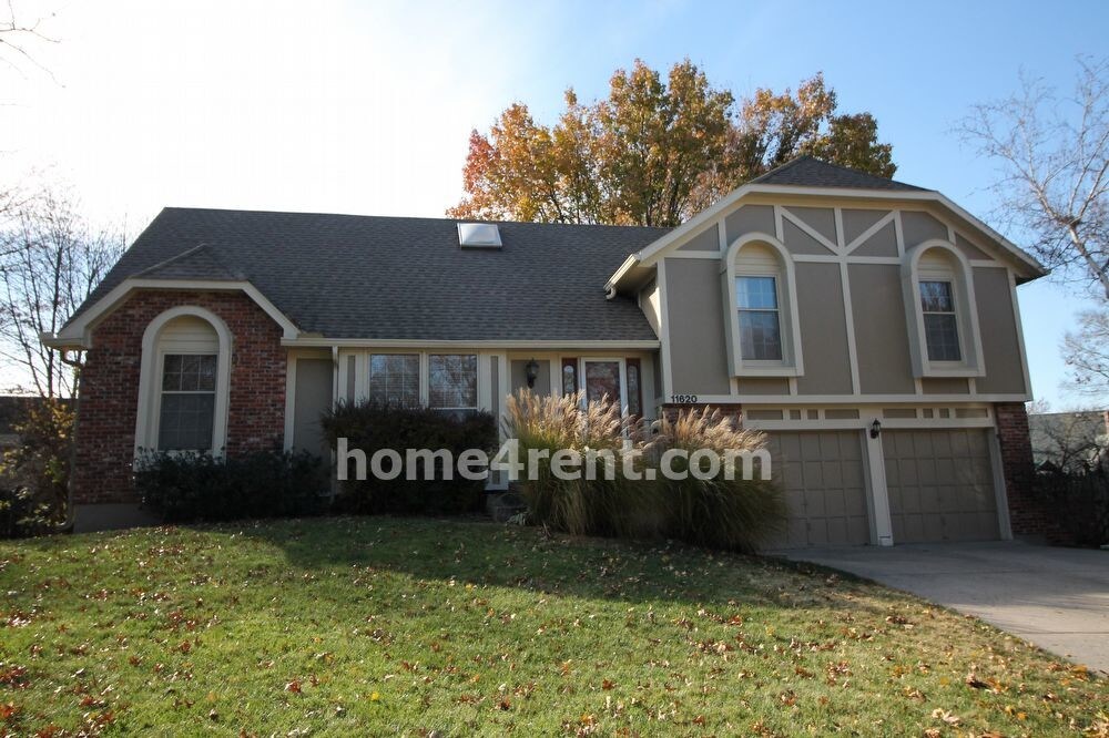 11620 Grant Dr, Overland Park, KS 66210 House for Rent in Overland