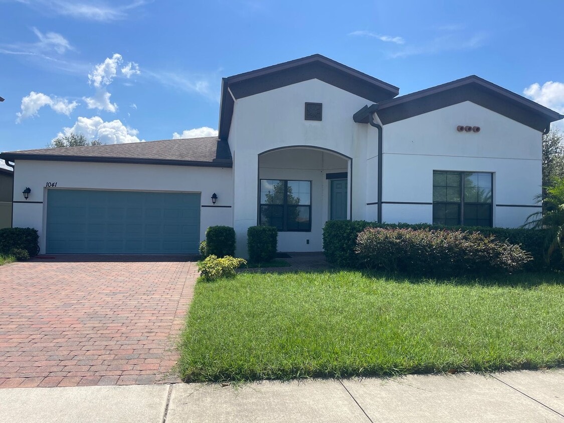 Primary Photo - Stonewood Estates 4 bedroom home available...